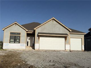 10419 N Liberty Street, Kansas City, MO 64155