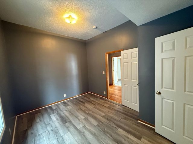 666 Sims Avenue, Saint Paul, MN 55106