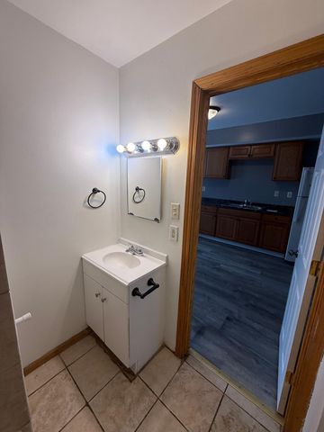 666 Sims Avenue, Saint Paul, MN 55106