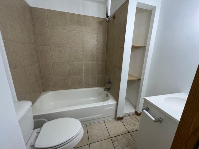 666 Sims Avenue, Saint Paul, MN 55106