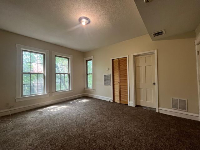666 Sims Avenue, Saint Paul, MN 55106