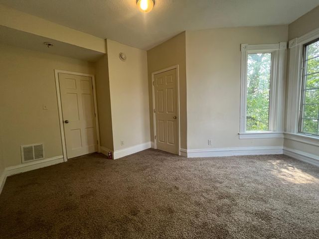 666 Sims Avenue, Saint Paul, MN 55106