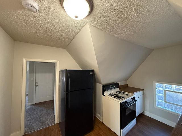 666 Sims Avenue, Saint Paul, MN 55106
