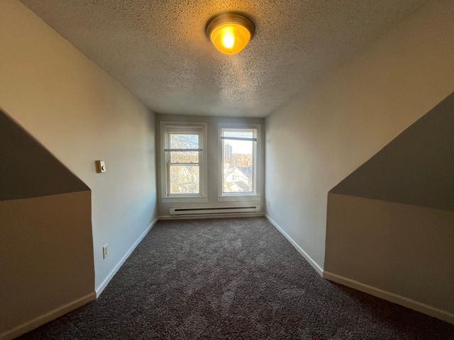 666 Sims Avenue, Saint Paul, MN 55106