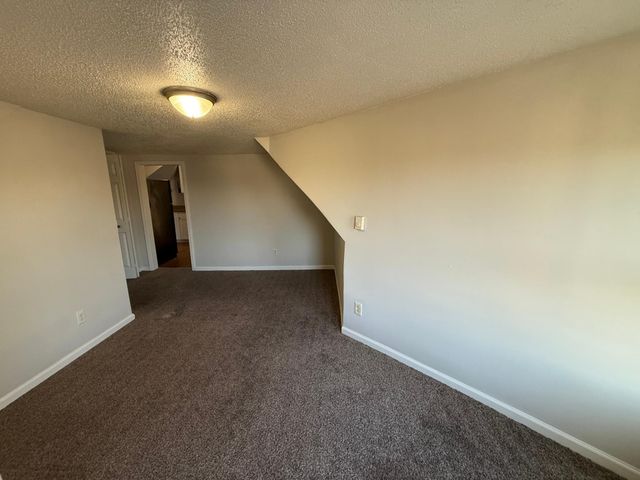 666 Sims Avenue, Saint Paul, MN 55106
