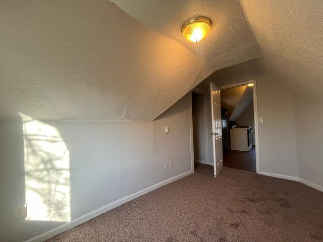 666 Sims Avenue, Saint Paul, MN 55106