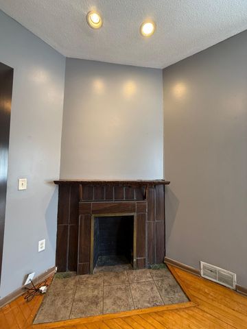 666 Sims Avenue, Saint Paul, MN 55106