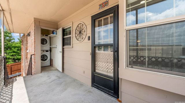 7500 Callaghan Rd Apt 232, San Antonio, TX 78229