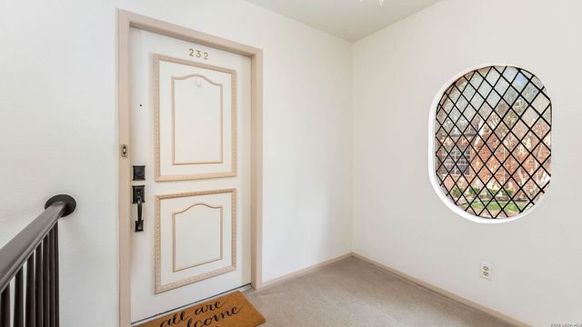 7500 Callaghan Rd Apt 232, San Antonio, TX 78229