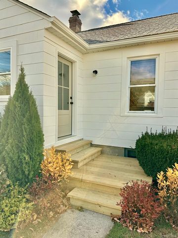 29 Dinan Street, Beacon, NY 12508