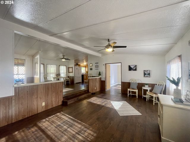 16391 HIGHWAY 101 48, Brookings, OR 97415