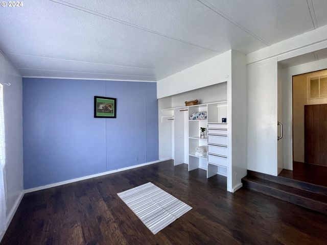 16391 HIGHWAY 101 48, Brookings, OR 97415