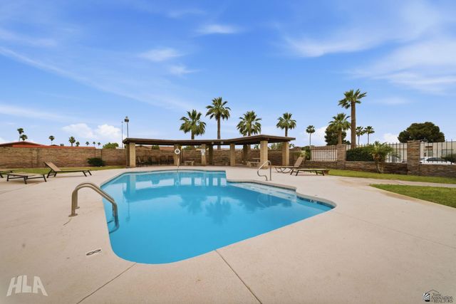 1416 E Torrey Pines Cir, Yuma, AZ 85365