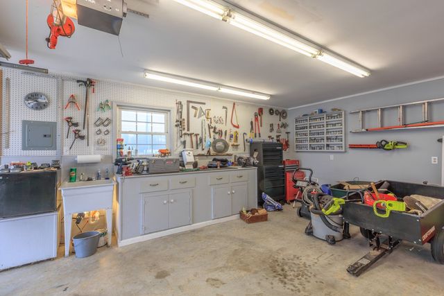 1005 Robin Way, Rocky Face, GA 30740