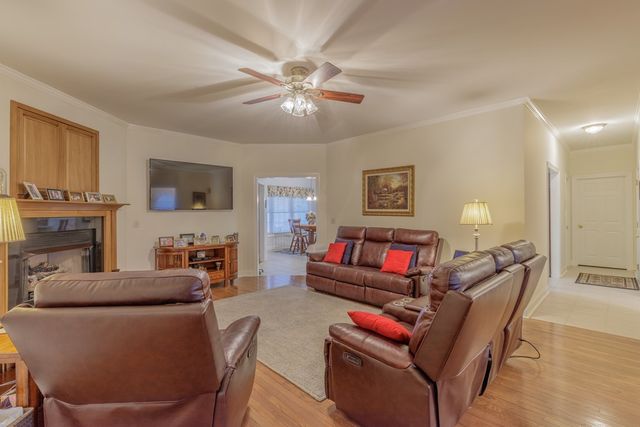 1005 Robin Way, Rocky Face, GA 30740