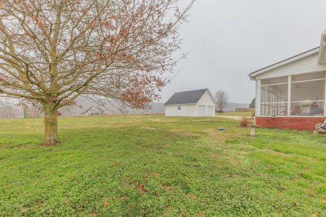 1005 Robin Way, Rocky Face, GA 30740