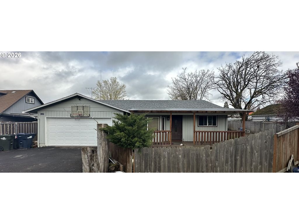 1435 5TH St, Springfield, OR 97477