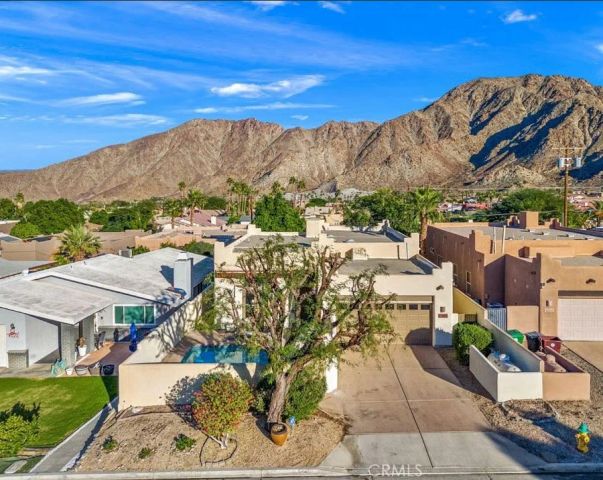 54450 Avenida Alvarado, La Quinta, CA 92253