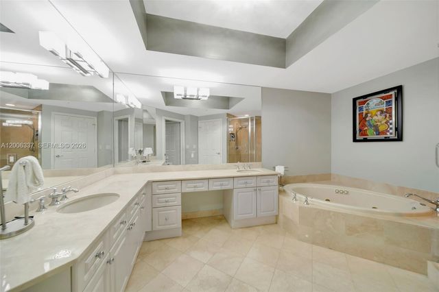 6051 N Ocean Dr 603, Hollywood, FL 33019