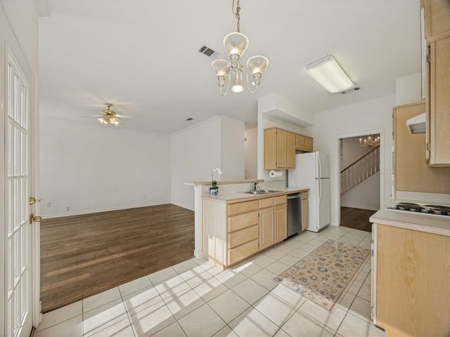 8602 Brittania Way, Dallas, TX 75243