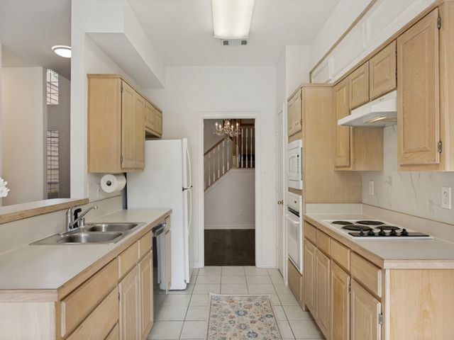 8602 Brittania Way, Dallas, TX 75243