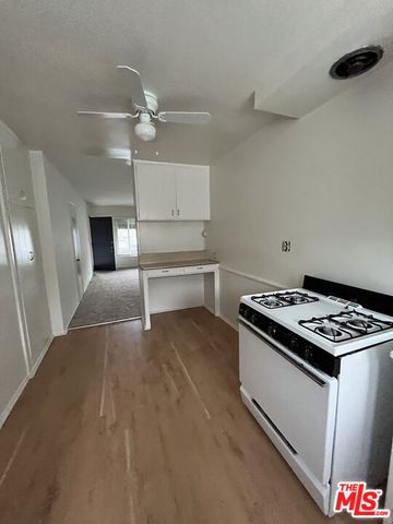 200 E Dryden Street, Glendale, CA 91207