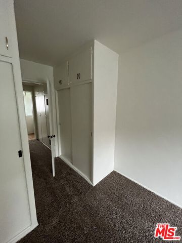 200 E Dryden Street, Glendale, CA 91207