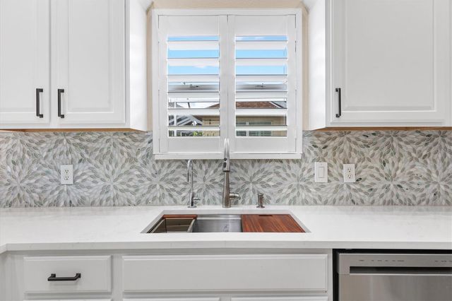 17966 SE 85TH CAUSTON COURT, The Villages, FL 32162