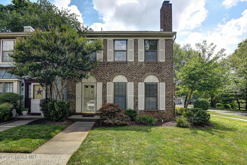 41 Lindsay Court, 8, Freehold, NJ 07728
