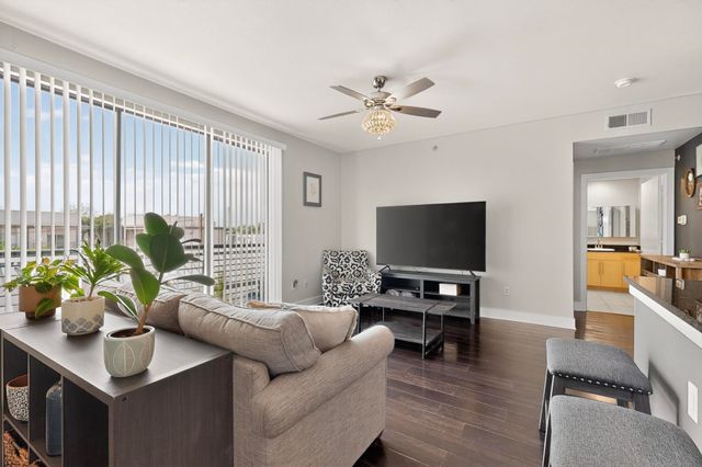 4605 Cedar Springs Road 224, Dallas, TX 75219