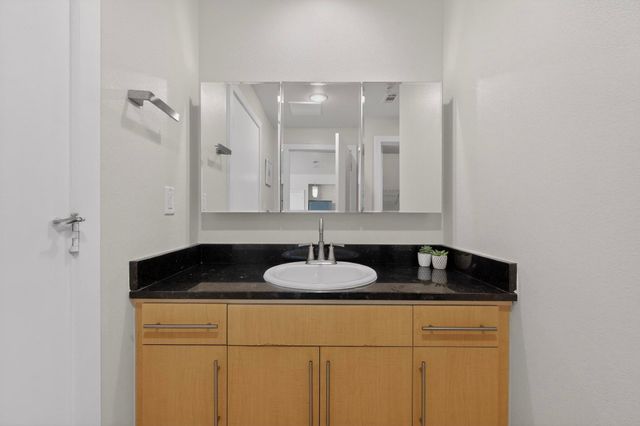 4605 Cedar Springs Road 224, Dallas, TX 75219