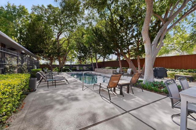 4605 Cedar Springs Road 224, Dallas, TX 75219