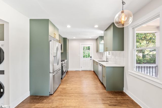 206 Griffin Drive, Greenville, SC 29607