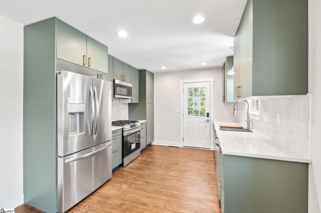 206 Griffin Drive, Greenville, SC 29607