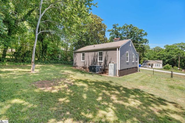 206 Griffin Drive, Greenville, SC 29607