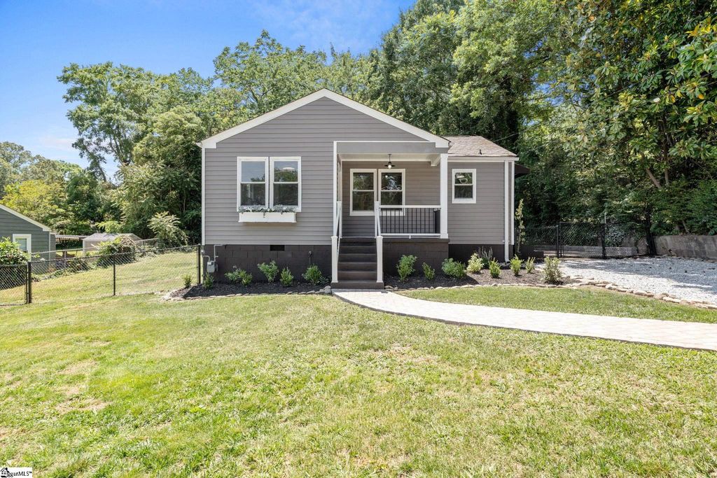 206 Griffin Drive, Greenville, SC 29607