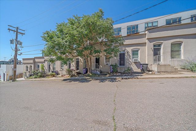 2524 Kensing Court, Denver, CO 80211