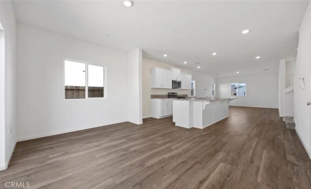 858 S Philip Avenue, Fowler, CA 93625