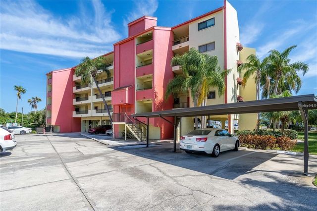 1750 HARBOR PLACE S 104, South Pasadena, FL 33707