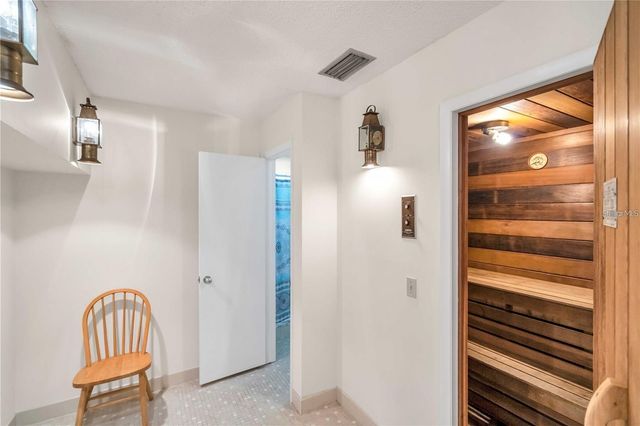 1750 HARBOR PLACE S 104, South Pasadena, FL 33707