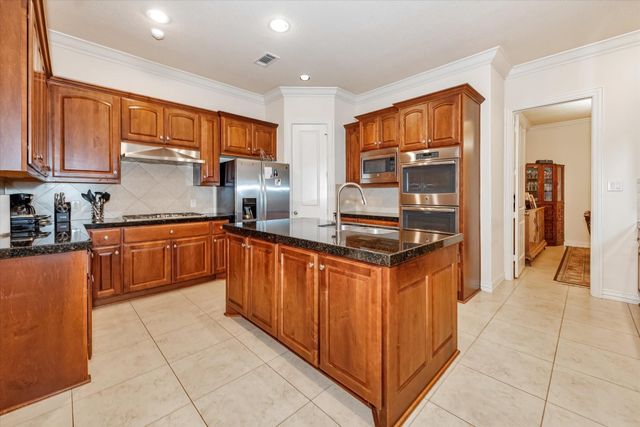 14447 Kingston Cove Lane, Houston, TX 77077