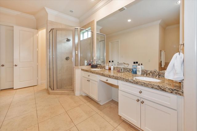 14447 Kingston Cove Lane, Houston, TX 77077