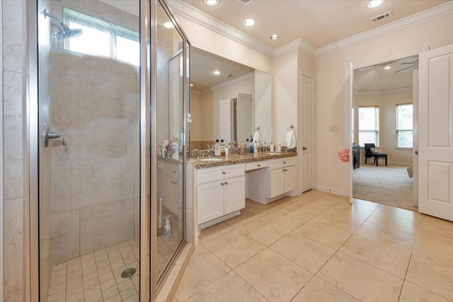 14447 Kingston Cove Lane, Houston, TX 77077