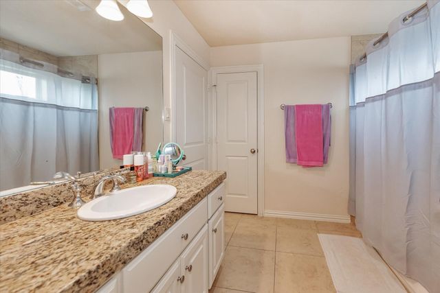 14447 Kingston Cove Lane, Houston, TX 77077