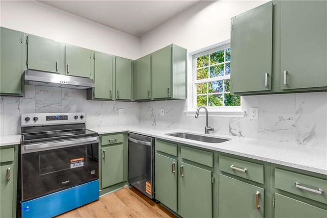2351 Perry Boulevard NW B, Atlanta, GA 30318