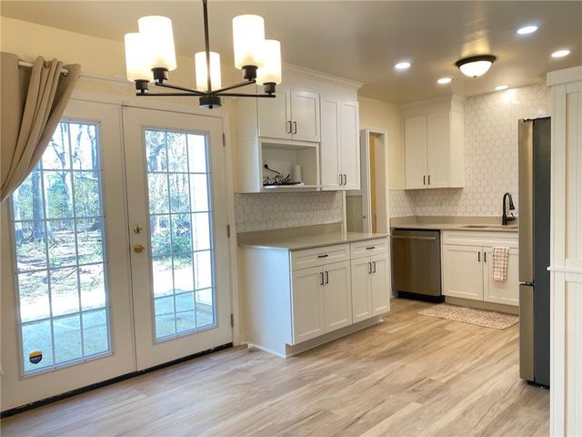 2264 Salt Springs Place, Austell, GA 30168