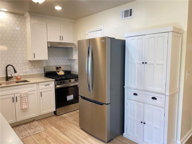 2264 Salt Springs Place, Austell, GA 30168