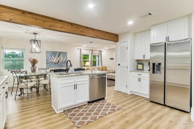 814 W Gonzalez St, Pensacola, FL 32501