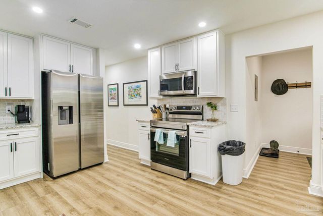 814 W Gonzalez St, Pensacola, FL 32501