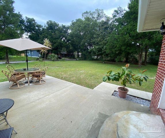 814 W Gonzalez St, Pensacola, FL 32501